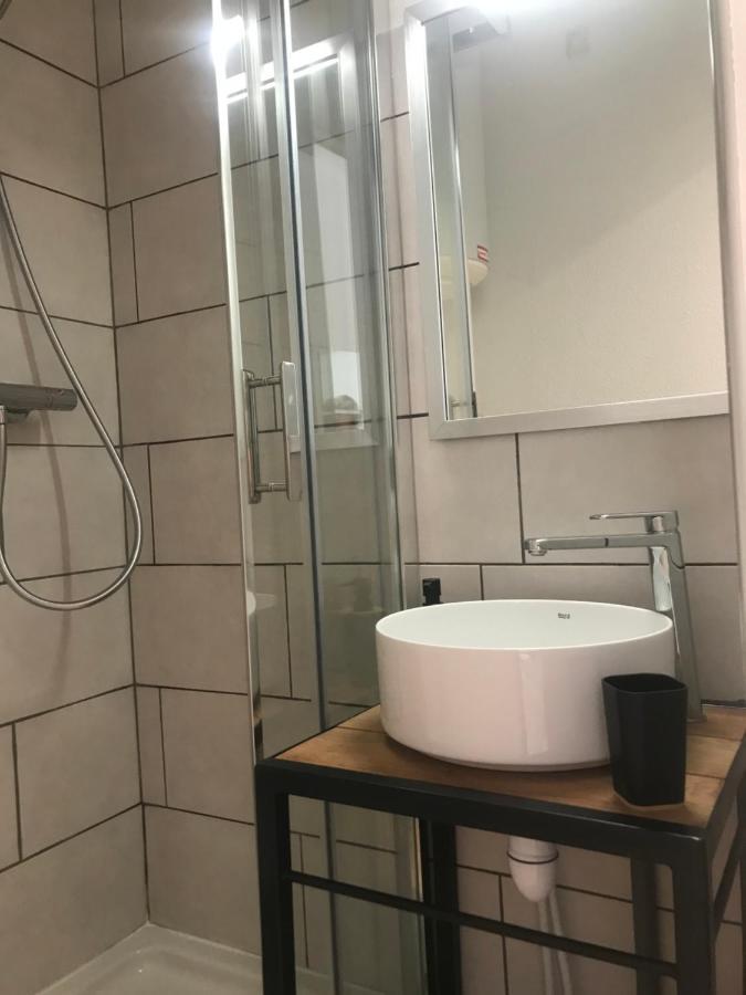 Studio 2 adultes 2 enfants Sanary sur Mer à 800m de la mer Esterno foto