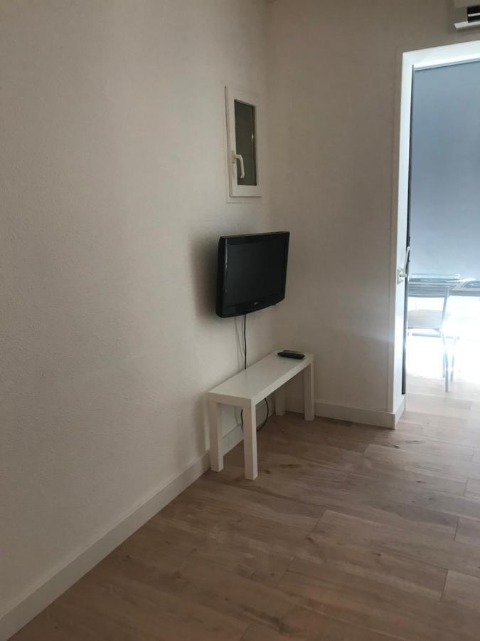 Studio 2 adultes 2 enfants Sanary sur Mer à 800m de la mer Esterno foto